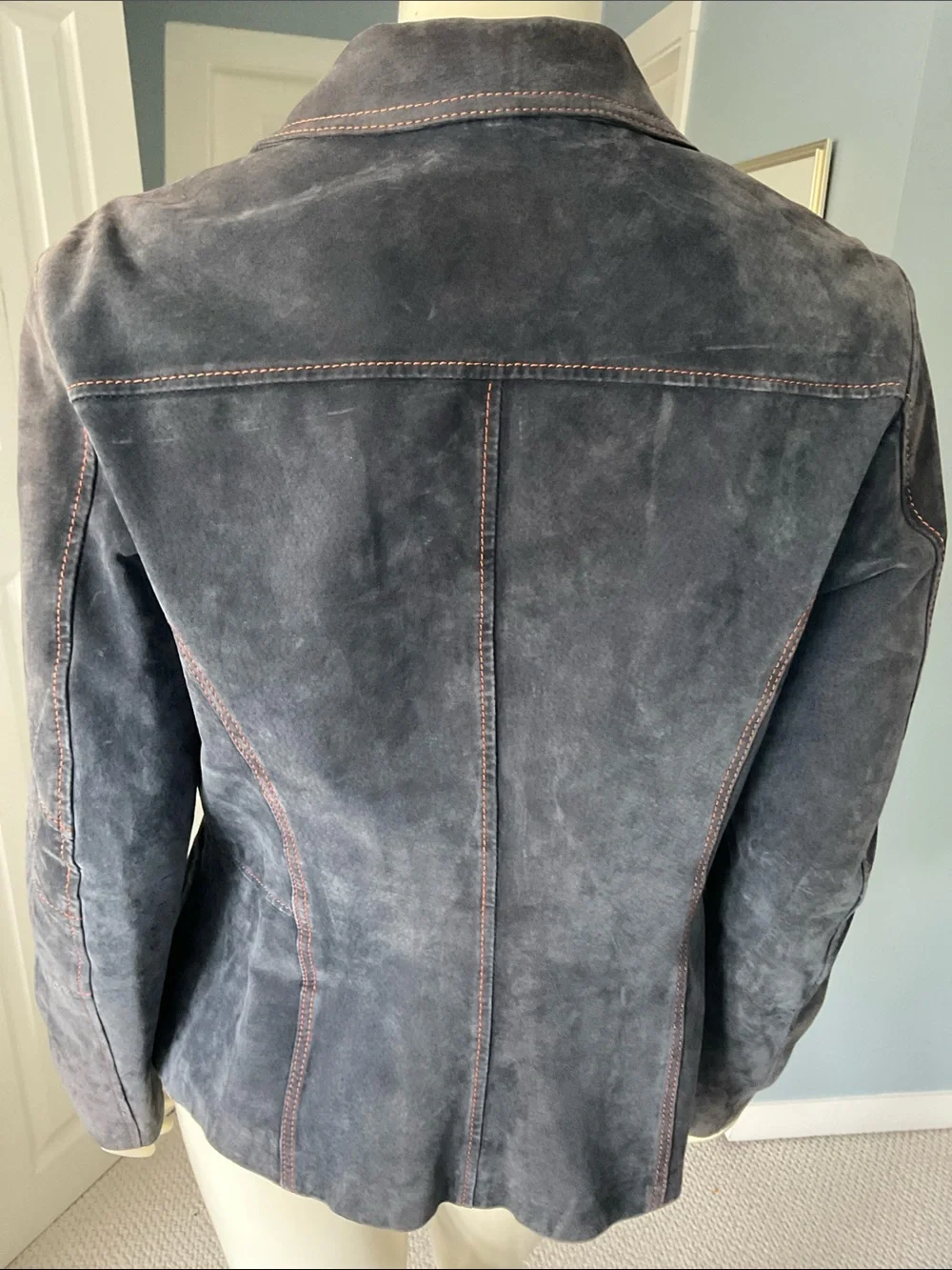 Danier Grey-Purple Suede Jacket with Rust Orange Lining - Picture 6 of 10